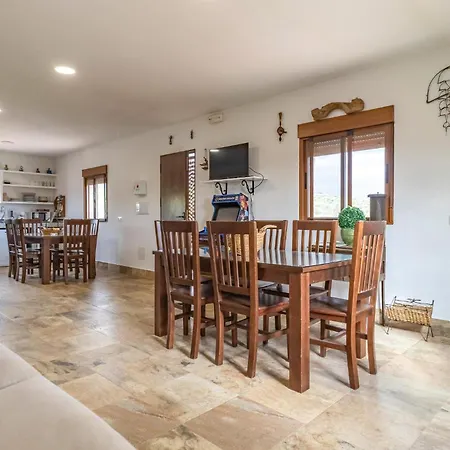 Lovely In With Private Swimming Pool, Be Inside Or Outside * Algarinejo